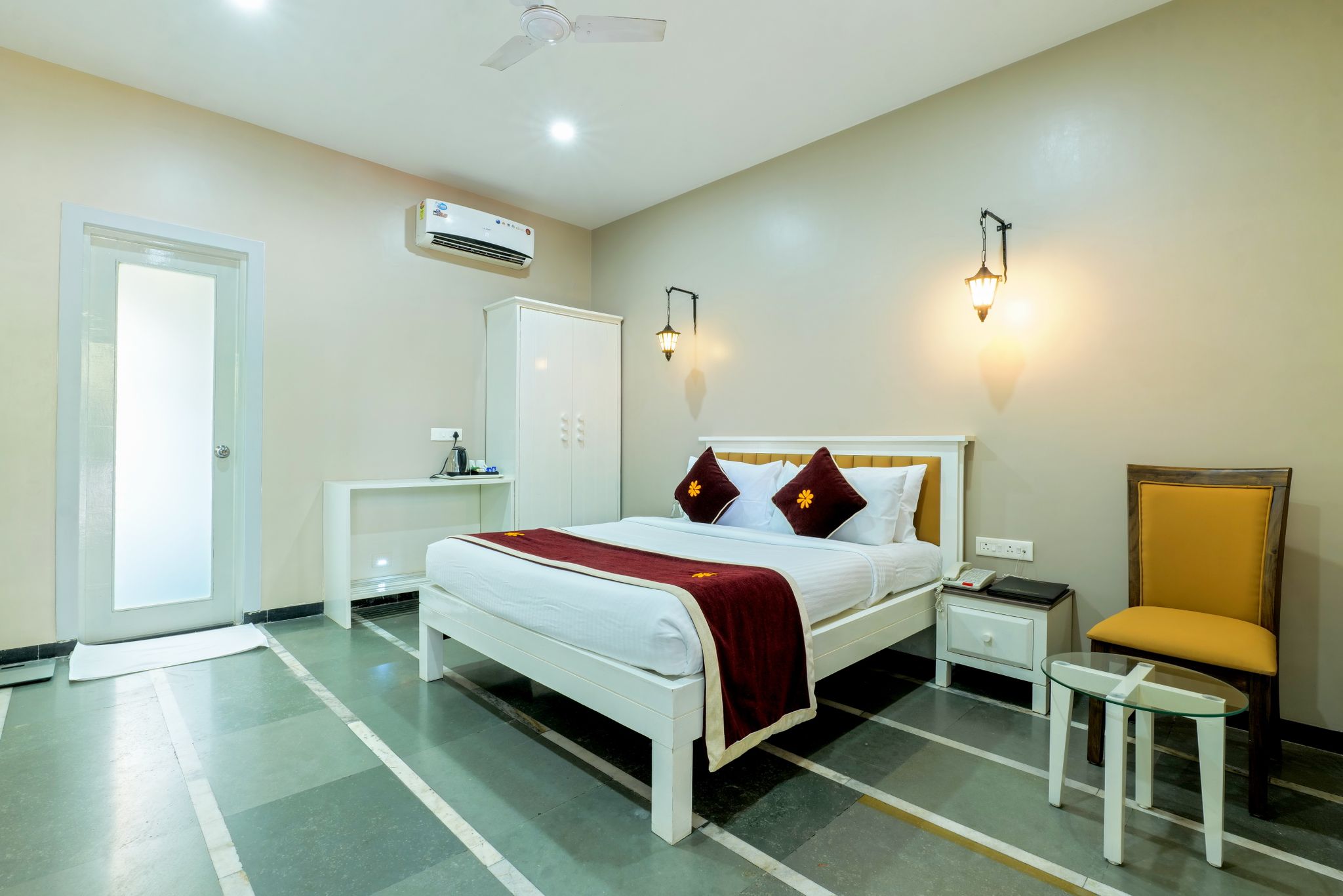 Gold Beach Villa Semi Deluxe