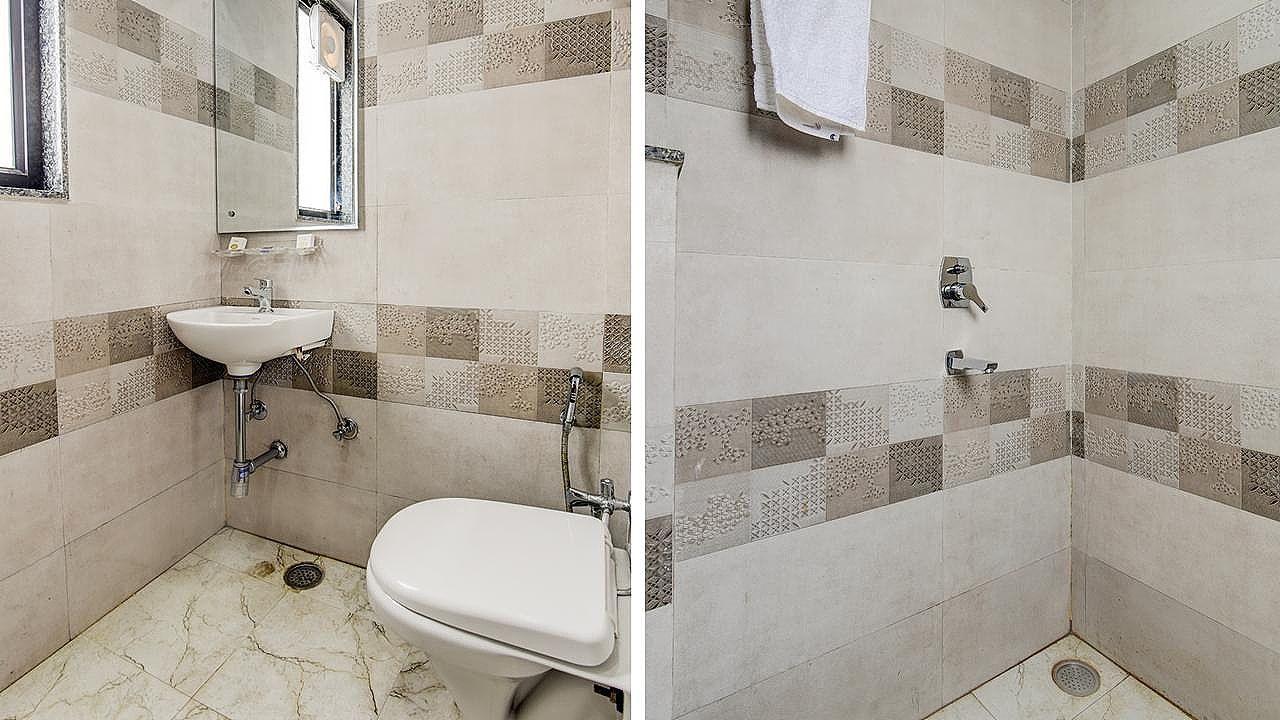 Hotel Dollar Inn Deluxe AC Room 8