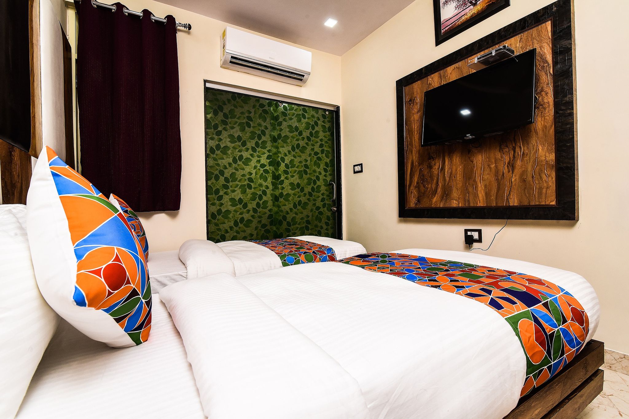 Hotel Dollar Inn Deluxe AC Room 3