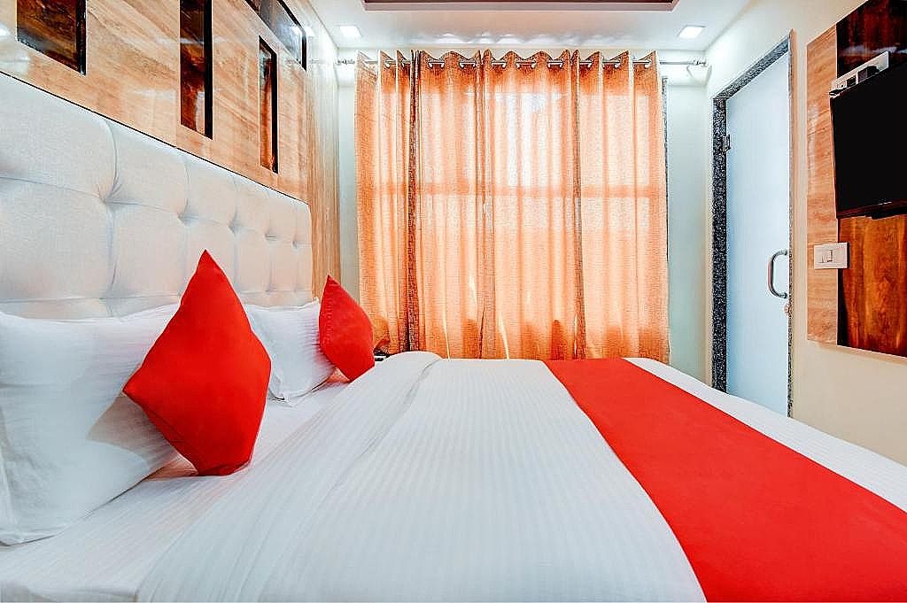 Delhi Guest House Standard Non AC Room 4