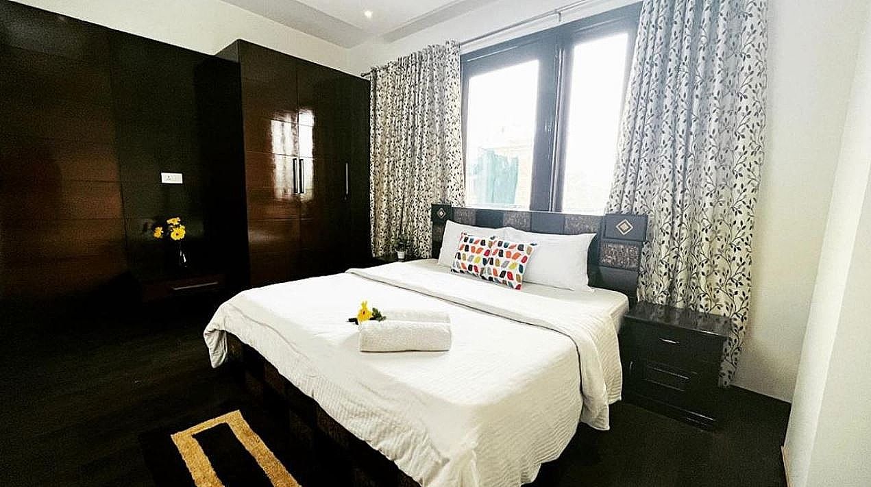 undefined BluO 1BHK Defence Colony Mkt - Balcony, Parking 4