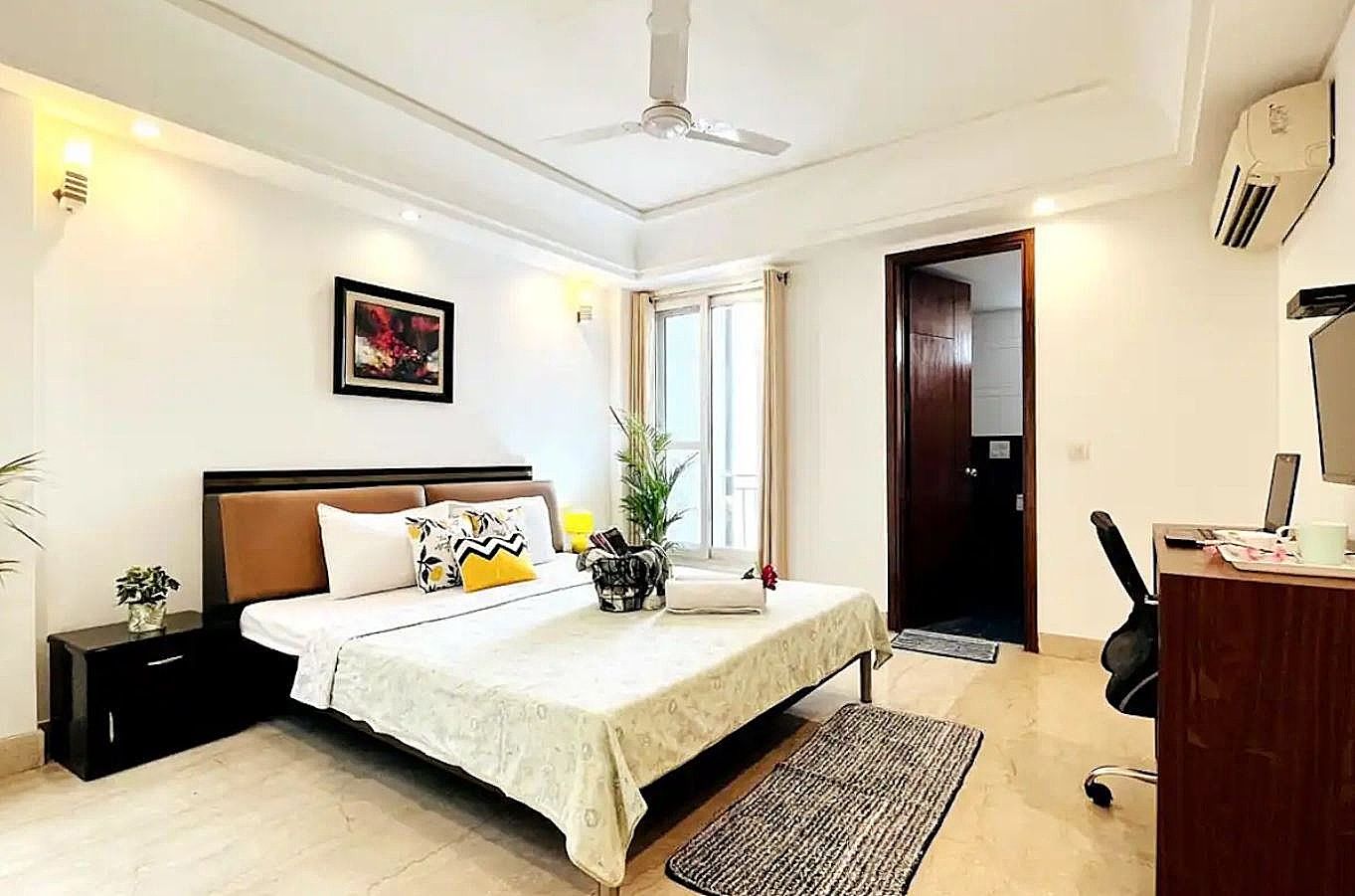 BluO Modern 3BHK M Block - Balcony, Parking , Lift 3-BHK Apartment 4