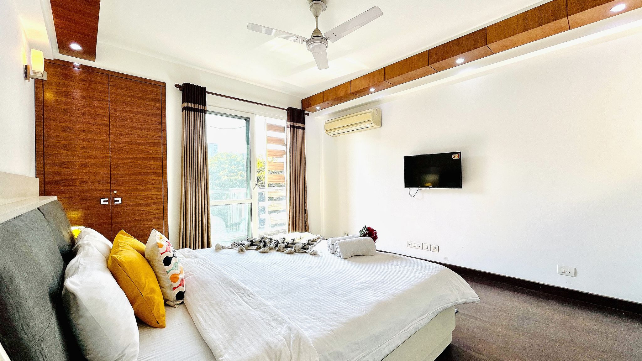 BluO Modern 3BHK M Block - Balcony, Parking , Lift 3-BHK Apartment 7