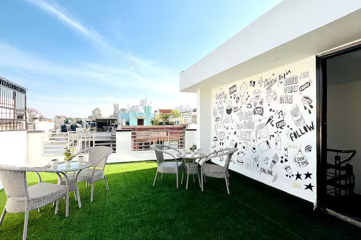 undefined BluO Studio - M Block Mkt, Lift, Balcony, Parking 3