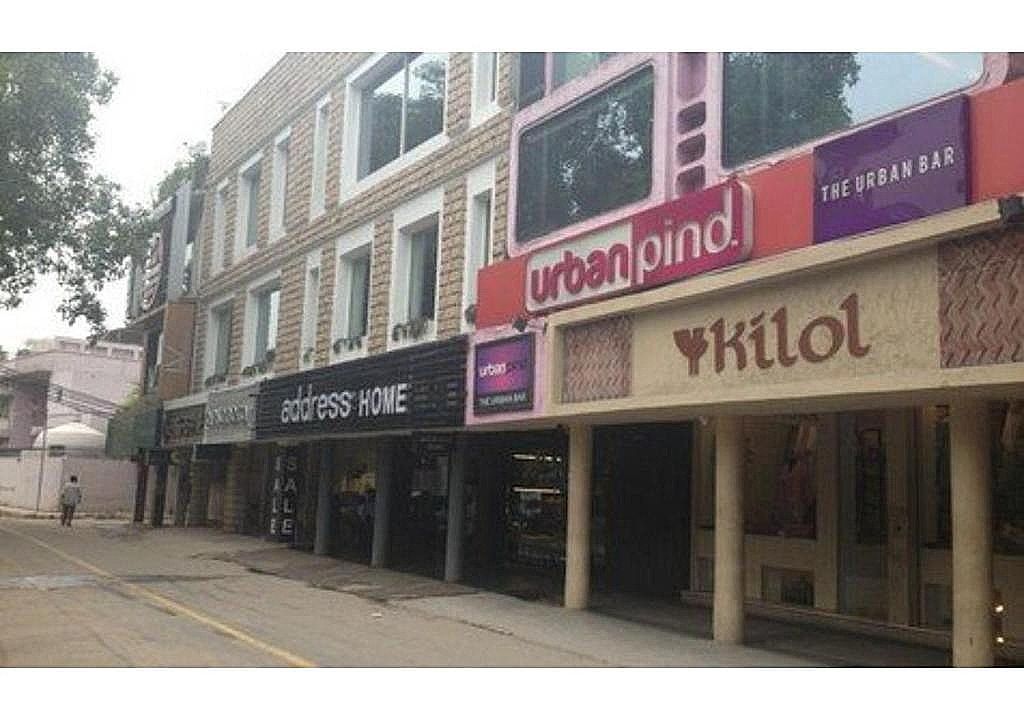 BluO 3 BHK - M Block Greater Kailash, Lift, Parking