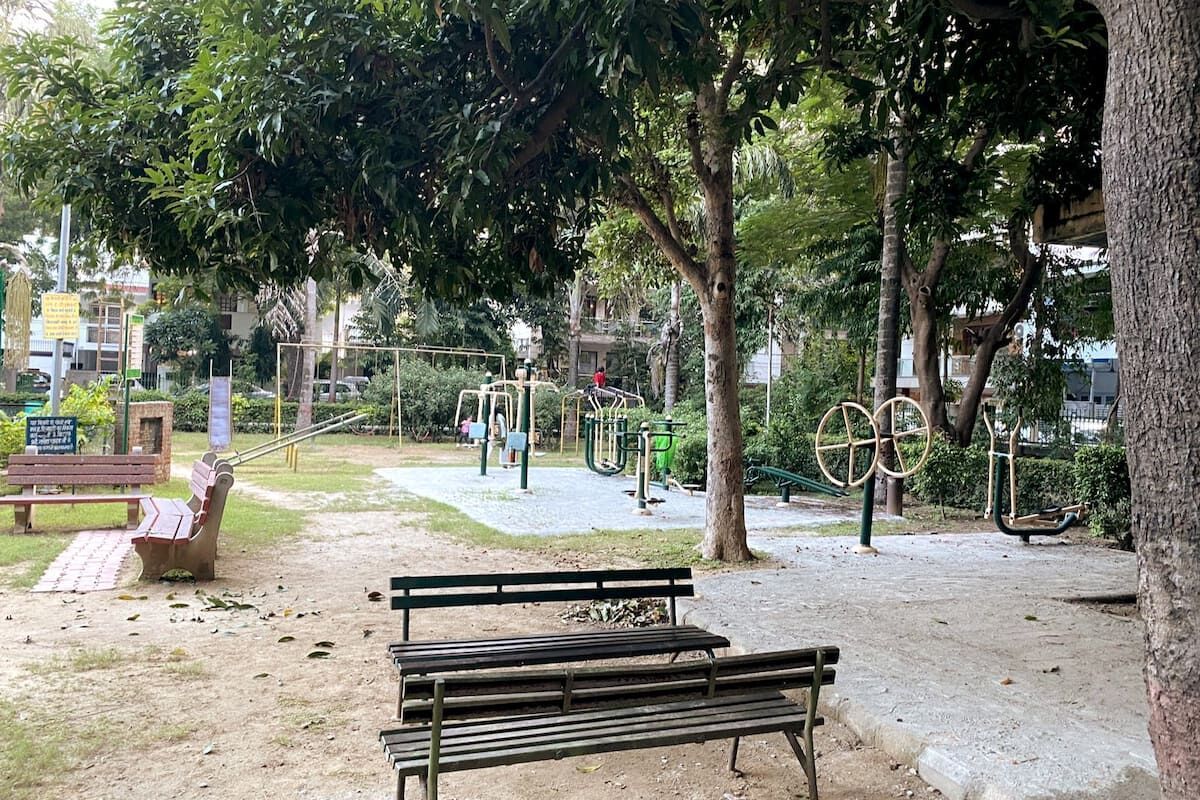 undefined BluO 1BHK Select Citywalk MAX Saket, Balcony Lift 3