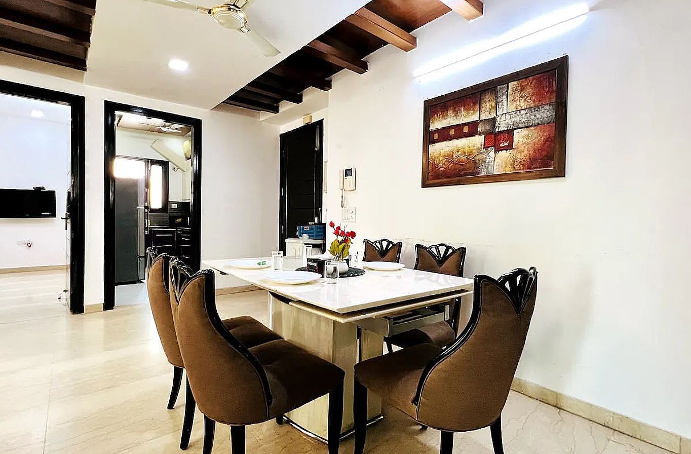 undefined BluO 3BHK Green Park, Private Garden Balcony, Lift 4