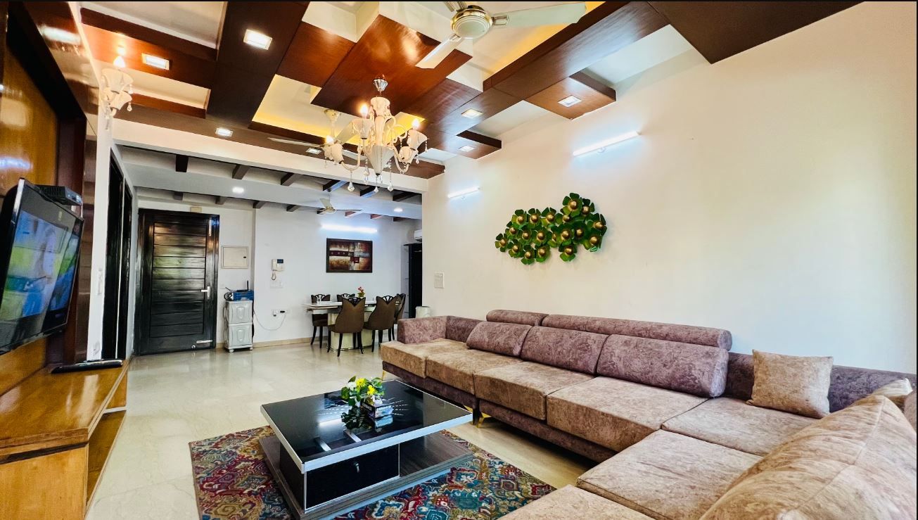 undefined BluO 3BHK Green Park, Private Garden Balcony, Lift