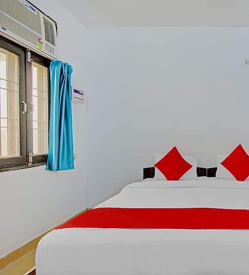 undefined Lisa Homes 9