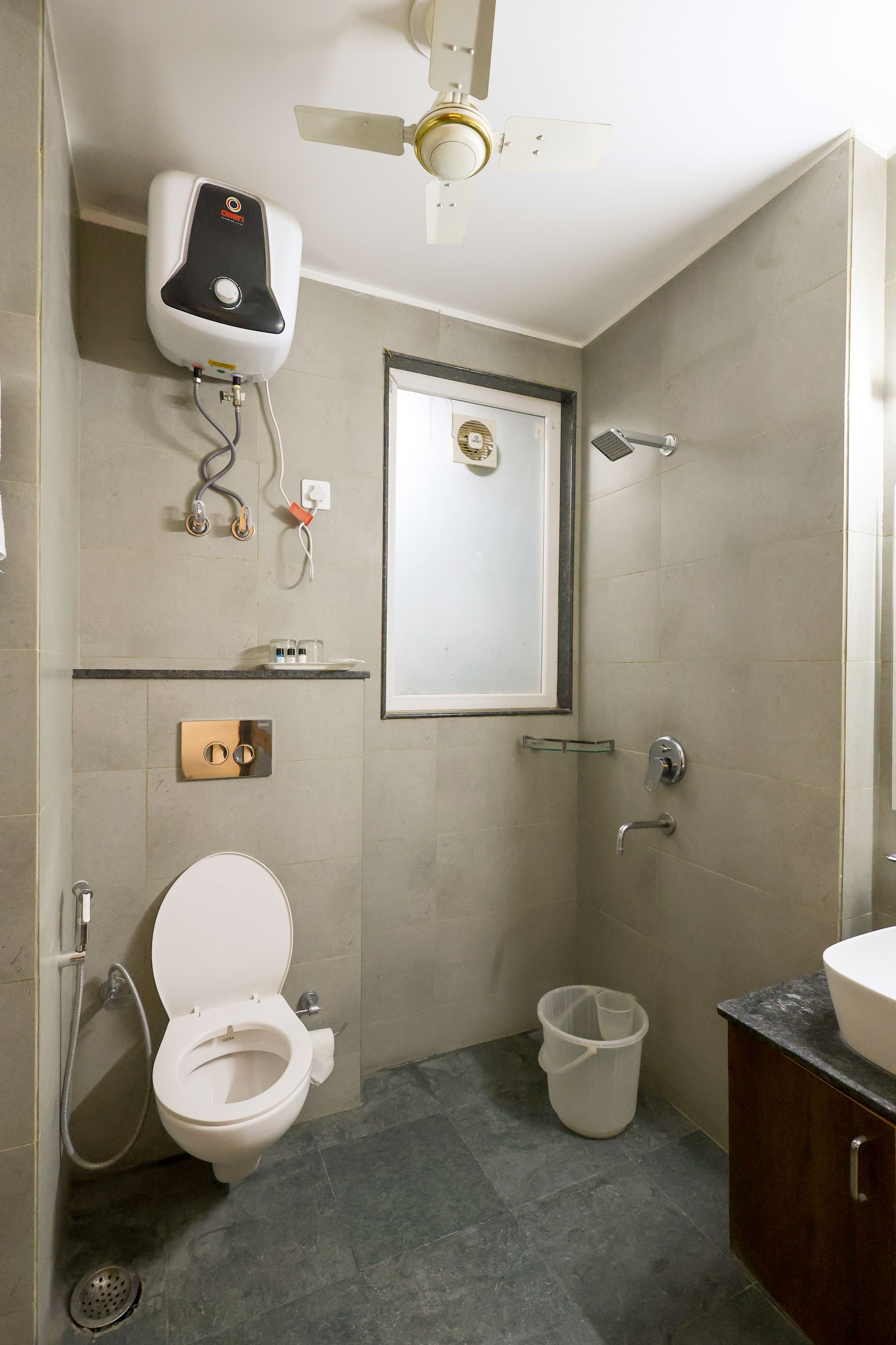 Nikko Palm Near Huda City Centre Deluxe Room Dbl Bed  6