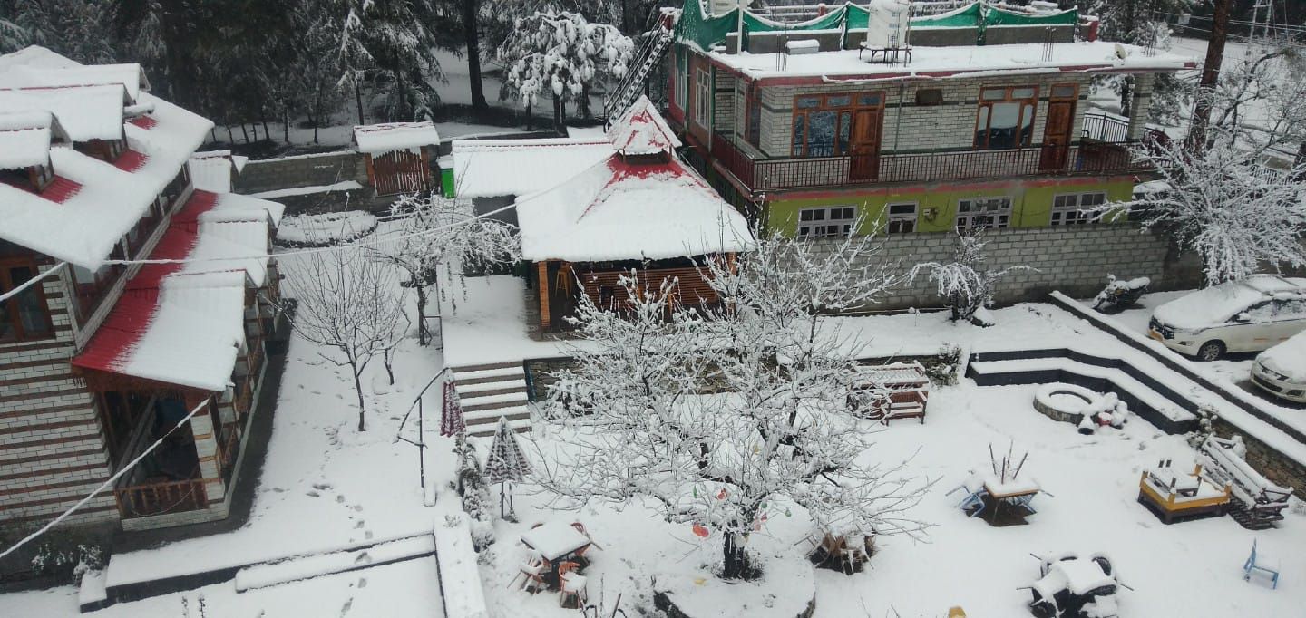 undefined The Smoke Kasol by Tibsy Stays 6