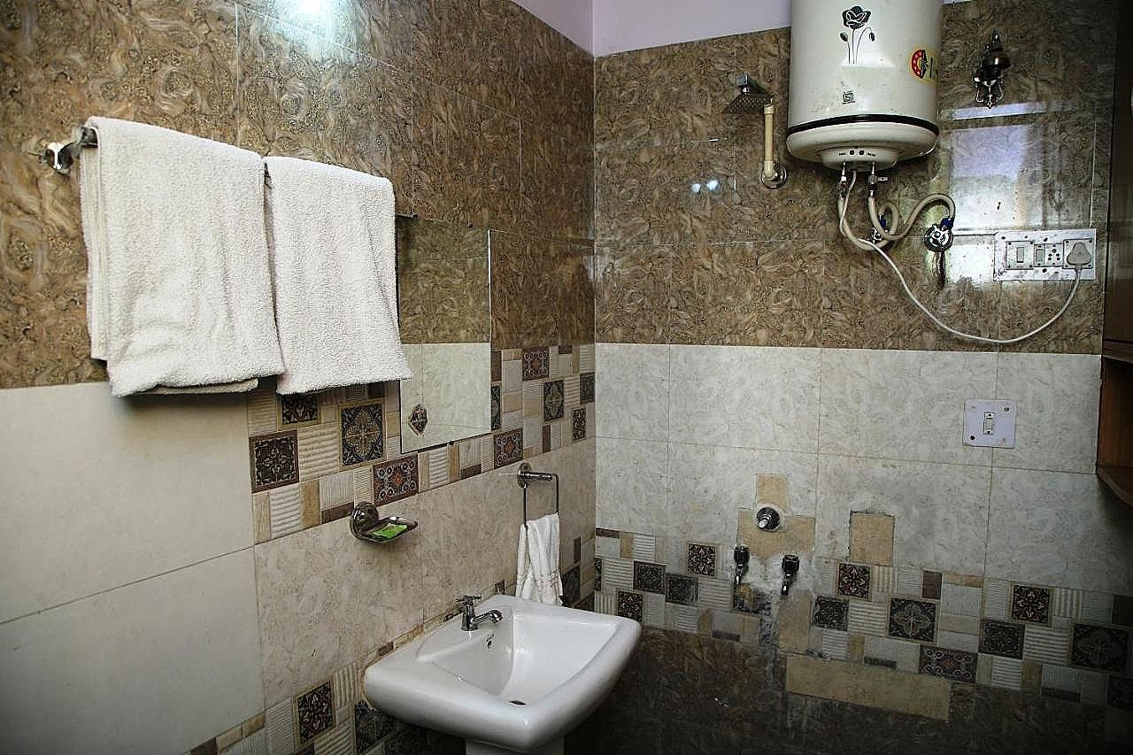 Hotel Pinewood Cottages Shimla