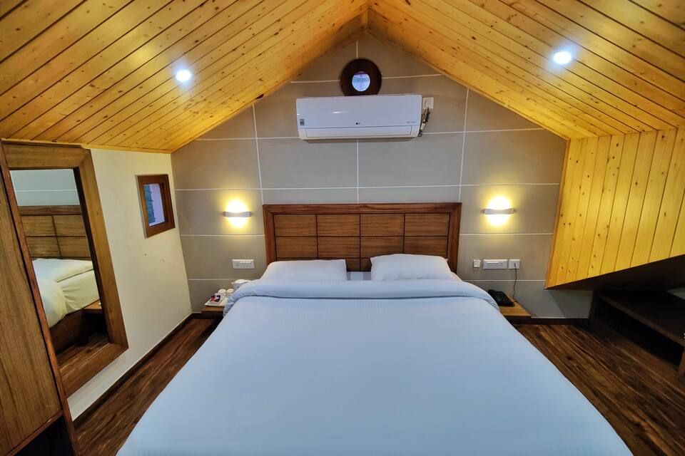 De Exotica Crest Resort And Spa Premium Attic Room 6
