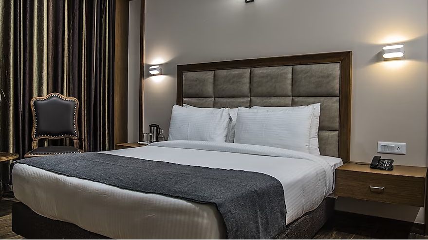 De Exotica Crest Resort And Spa Premium Attic Room 3