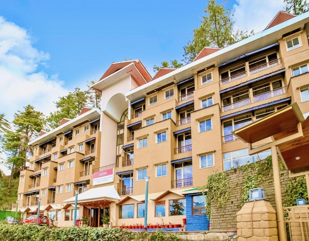 undefined Summit Naldehra Grand Resort & Spa 5