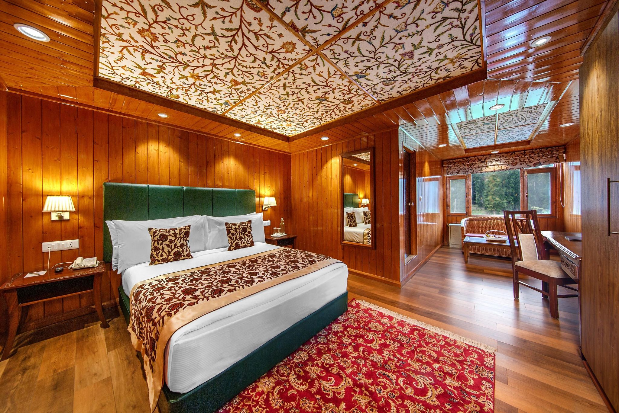 Heevan Retreat Gulmarg Deluxe Room 2