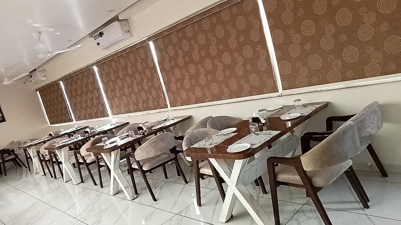 Food & Dining