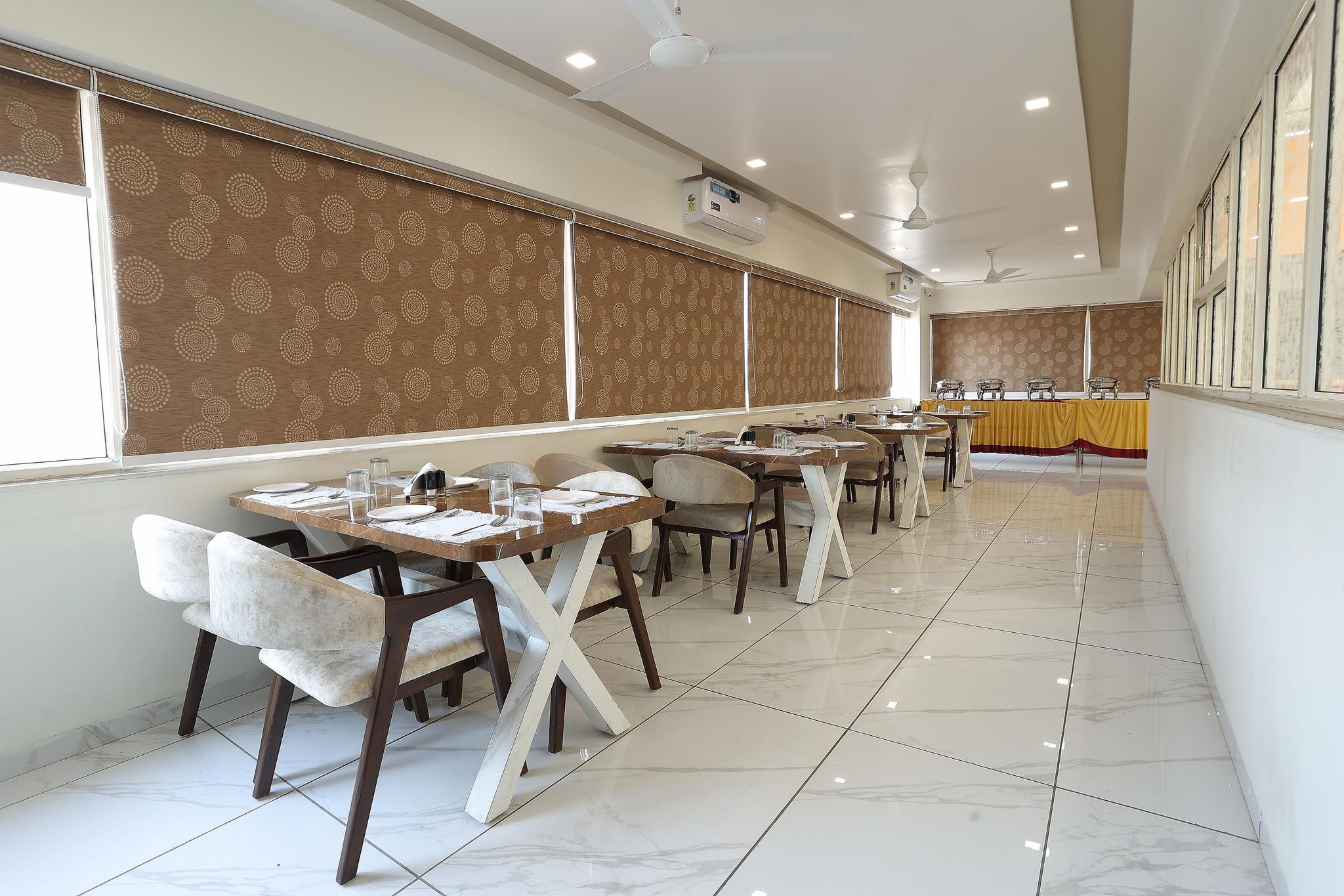 Food & Dining
