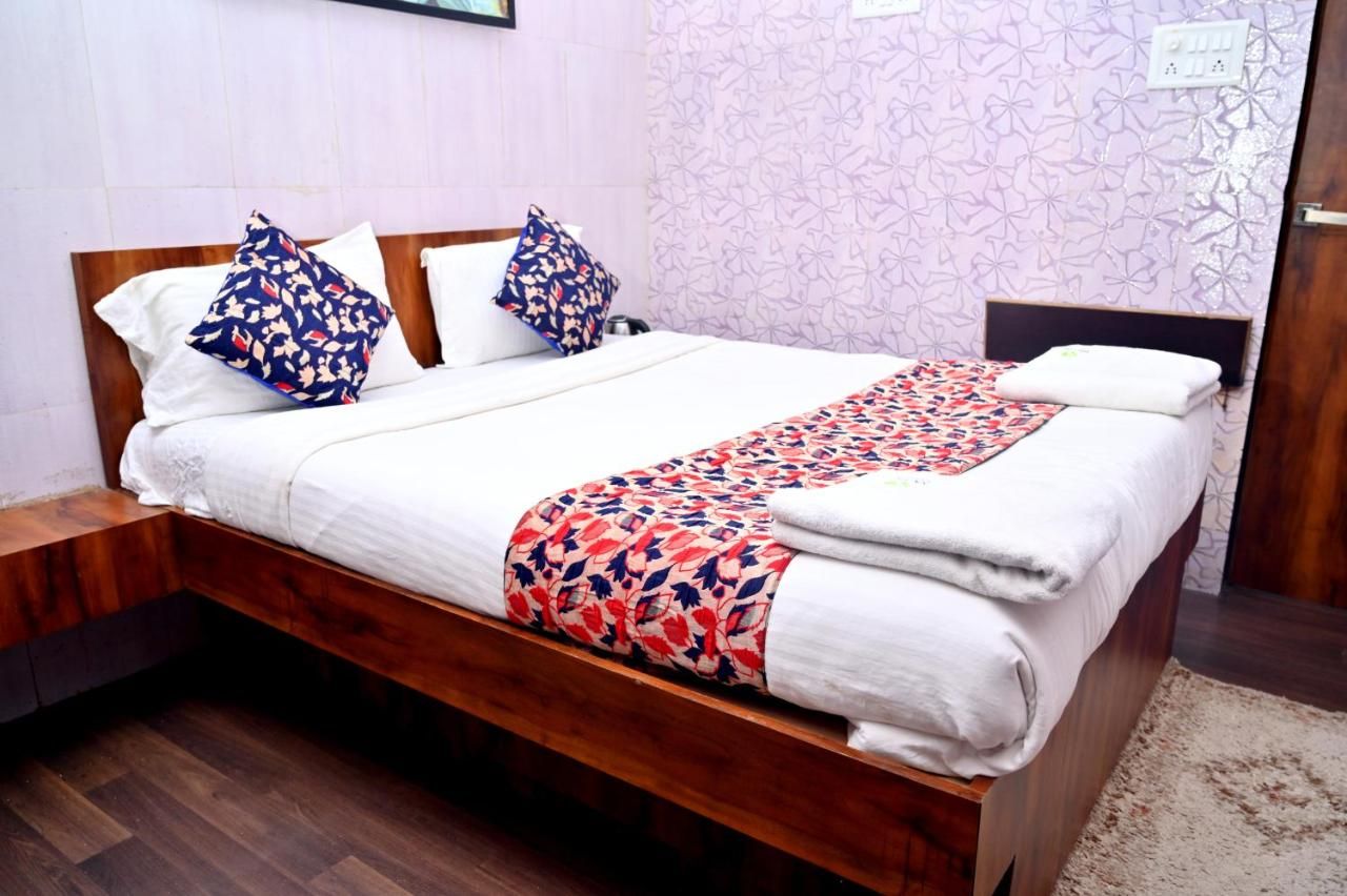 KK Tree Retreat, Igatpuri Garden View AC Deluxe Room