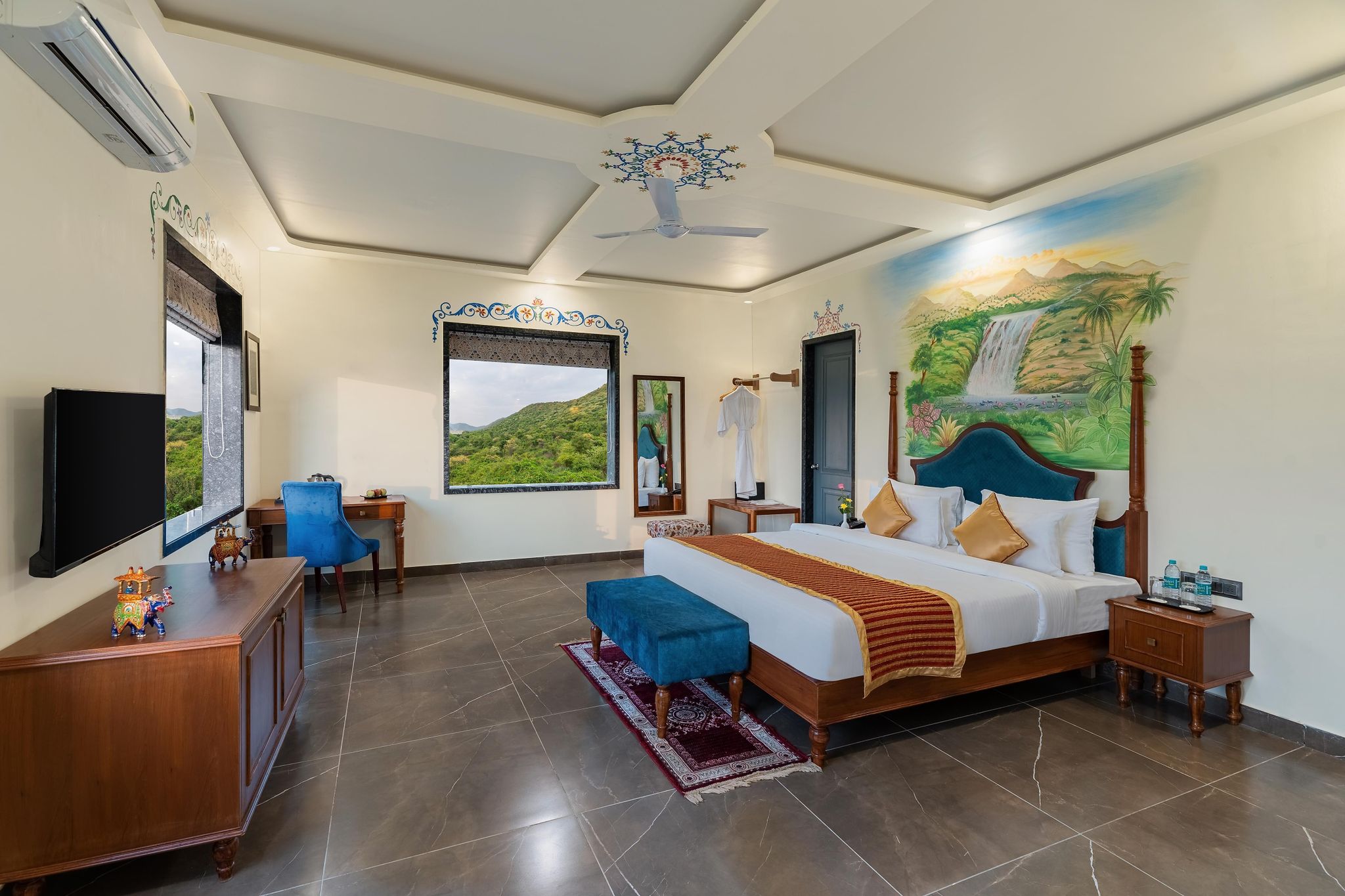 Superior Double Room, 1 Bedroom, Smoking, Lake View