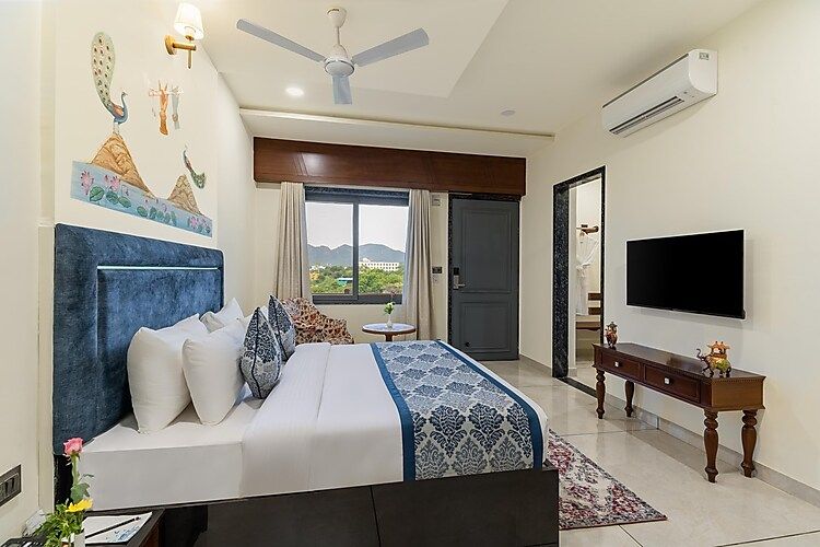 Partial Lake View Room