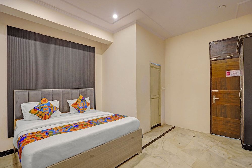 Fabhotel Rn Residency Deluxe Room 3