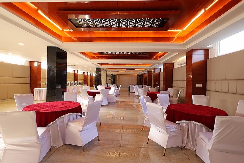 undefined The Latitude 7