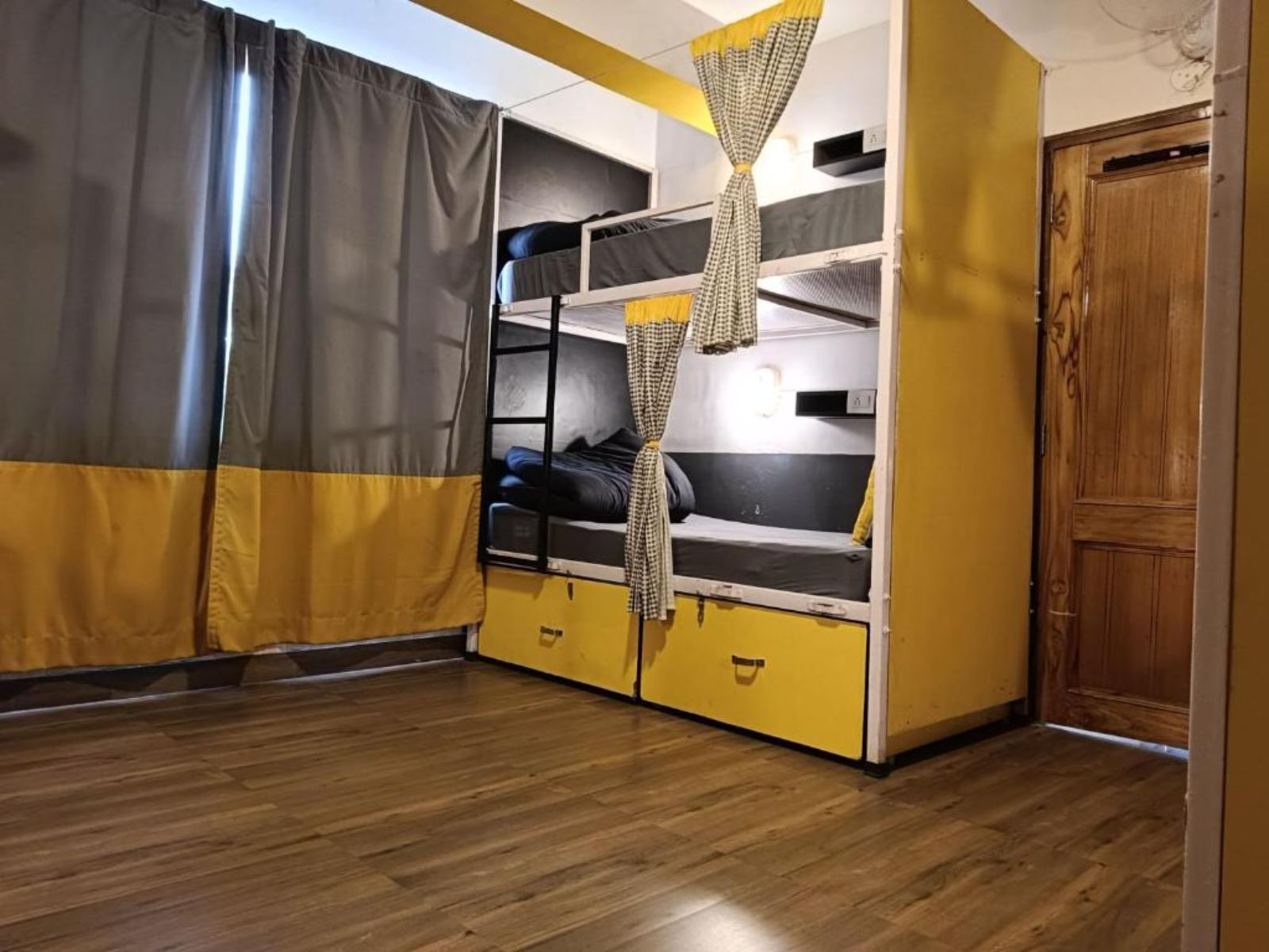 undefined The Hosteller Mussoorie, Mall Road 7