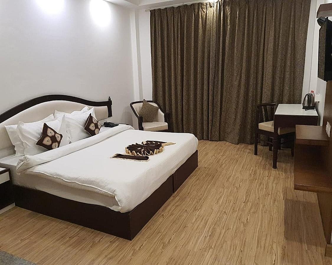 Shivalik Hills Mussoorie Executive Room 4