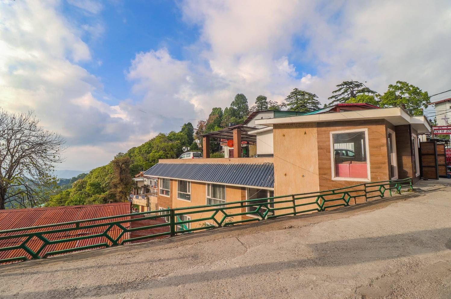 undefined Hotel Antara by LA Casa Mussoorie 8