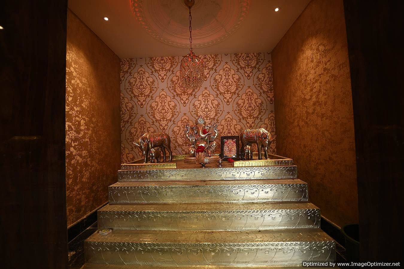 Hotel Mall road