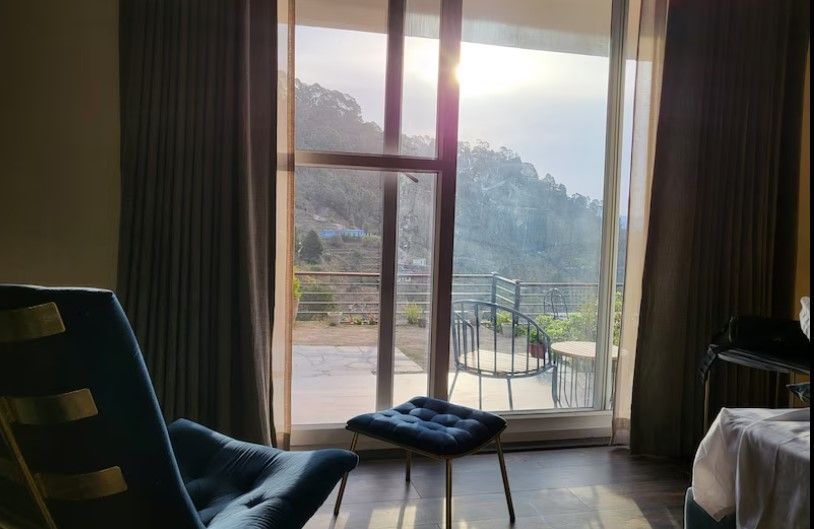 The Cozy Acorn Resort Executive Balcony View 4