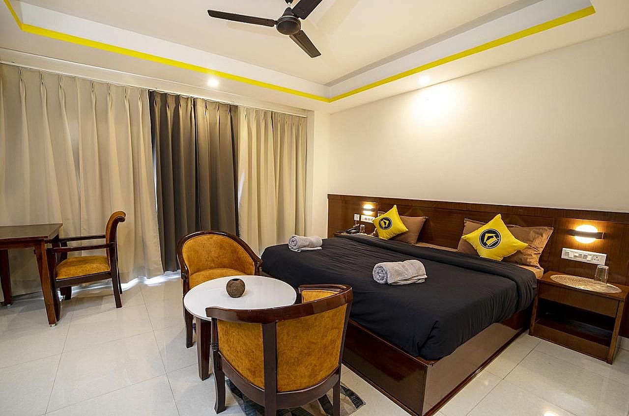 Superior Double Room with Balcony