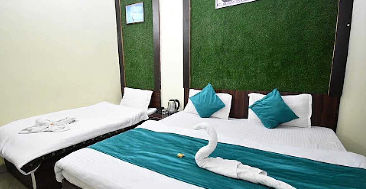 undefined Hotel Tapovan Inn by Riversun Hotels 8