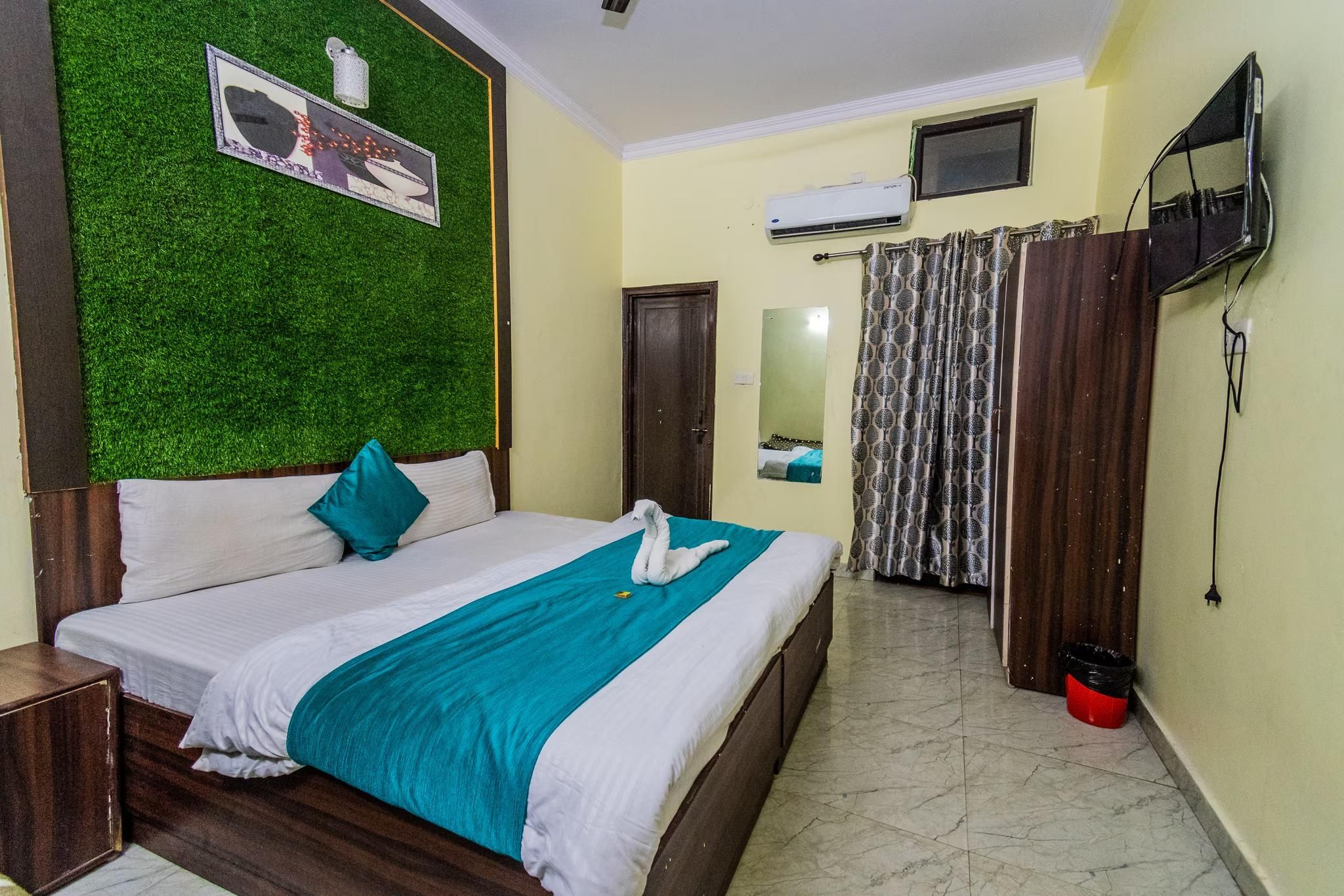 undefined Hotel Tapovan Inn by Riversun Hotels 10