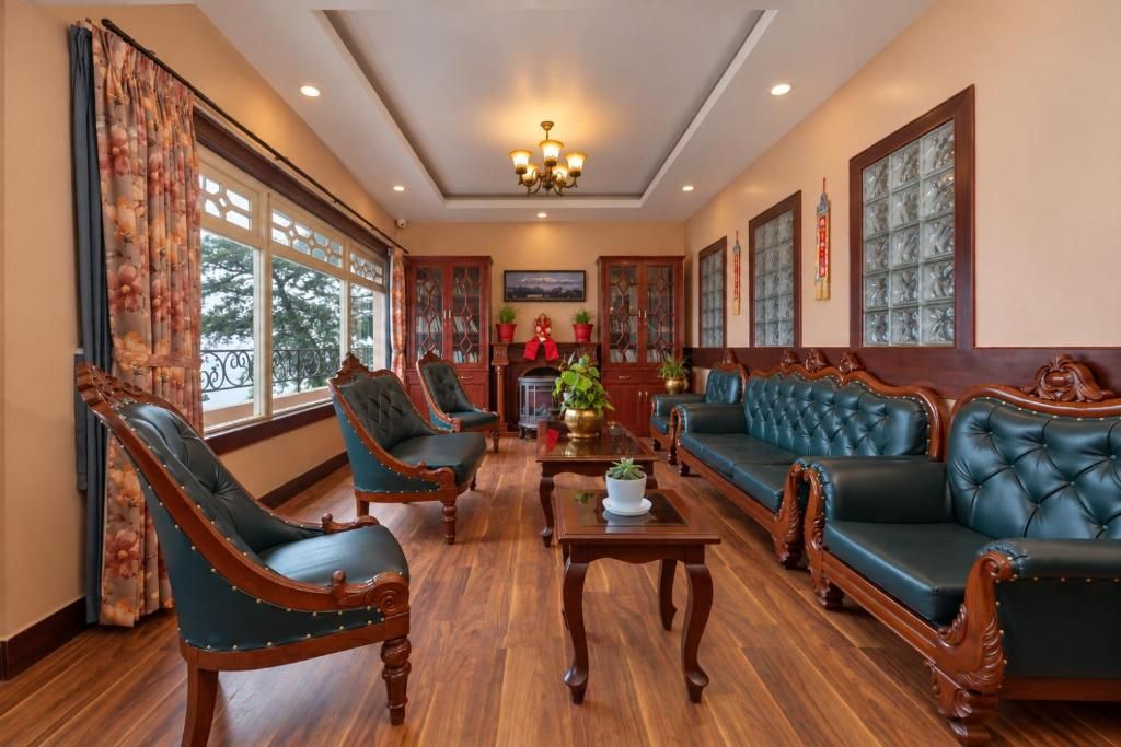 undefined Summit Oakden Resort & Spa at Mall Road 3
