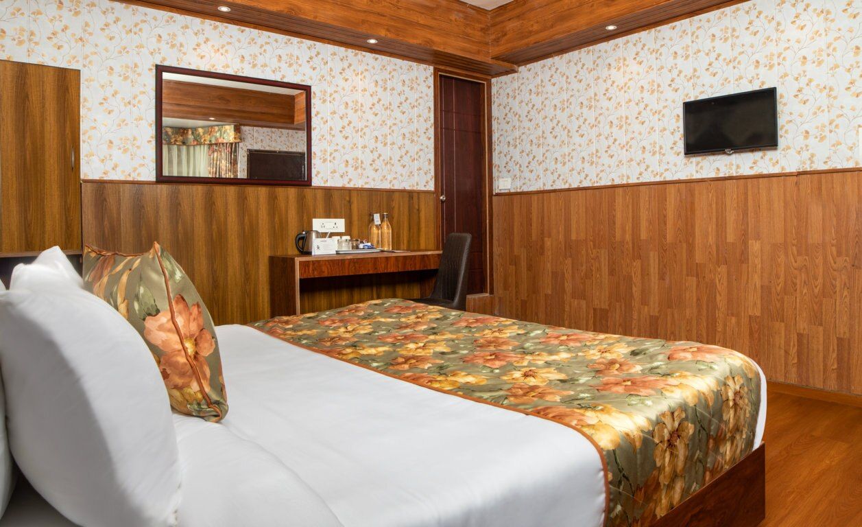 Summit Oakden Resort & Spa, Darjeeling Deluxe Room 3