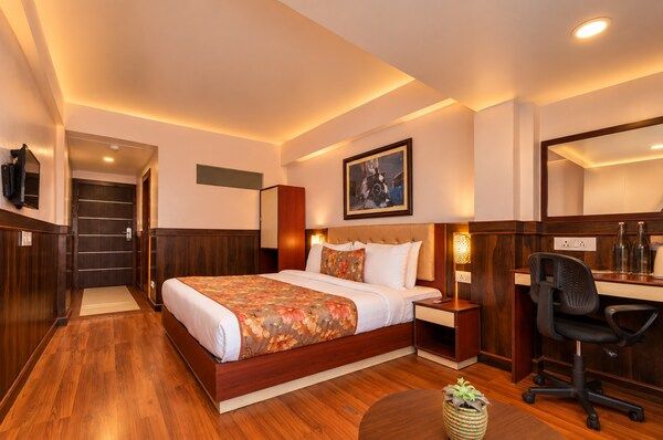 undefined Summit Oakden Resort & Spa at Mall Road 6