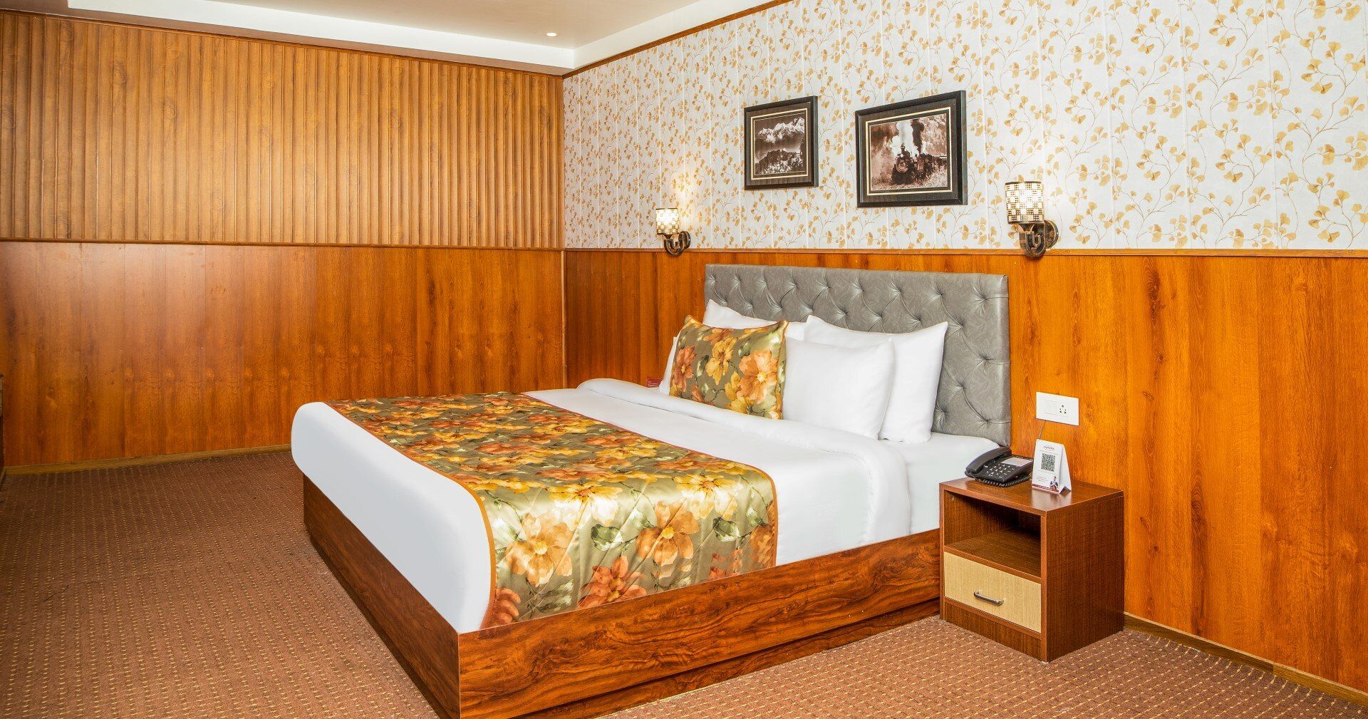 Deluxe Partial View Room