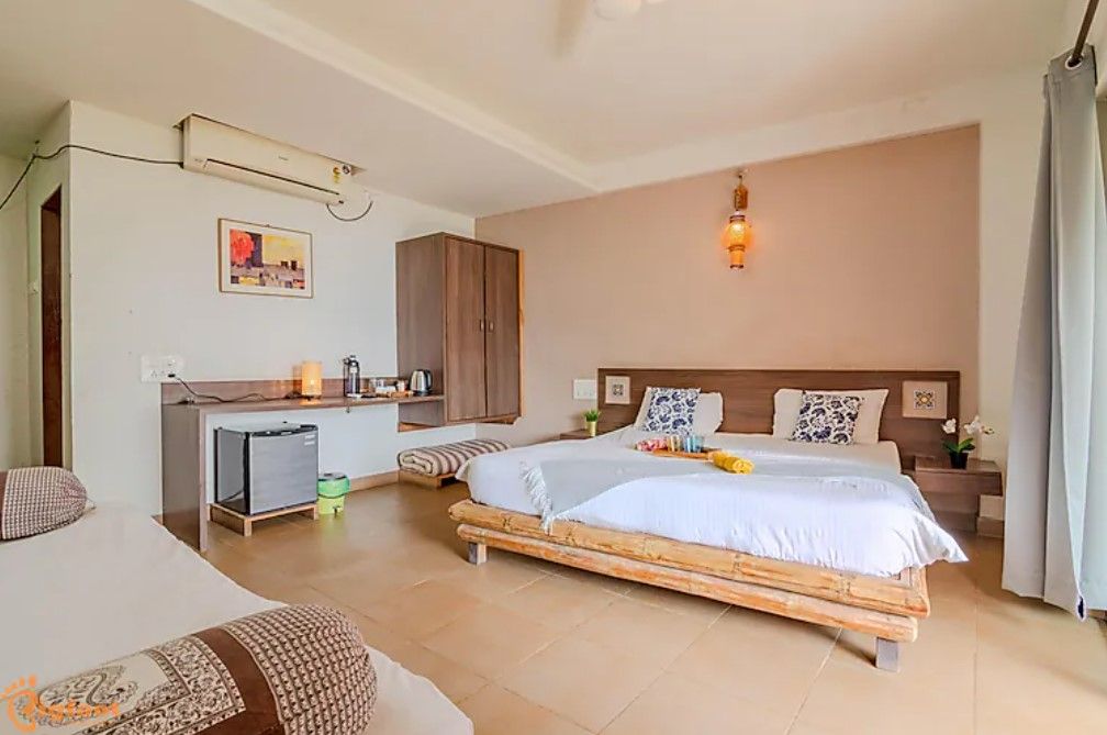 Deluxe Room with Balcony