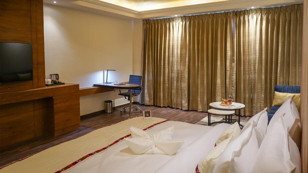 Villa Suite with Private Blacony