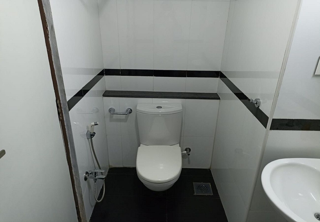 Daffodil Inn Deluxe room 5