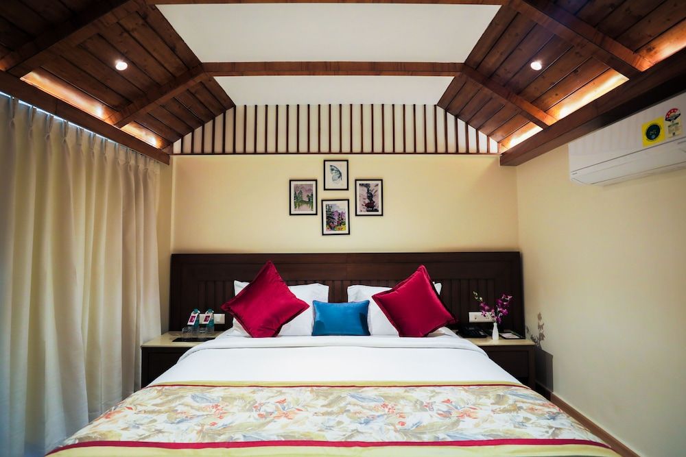 Suite Room with Valley View- Enjoy Happy Hour 1+1 Mocktail 11 Am - 7PM