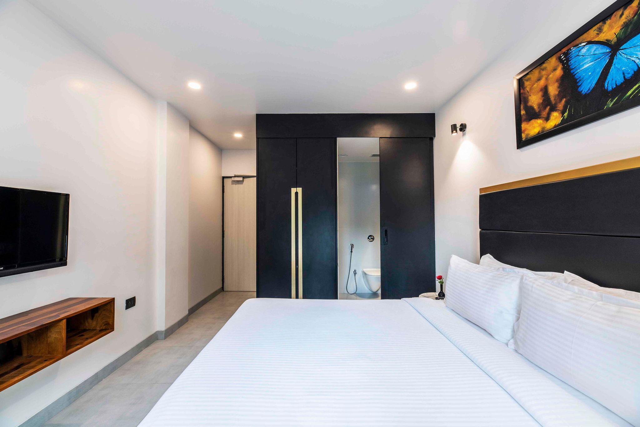 Le Papillon By Bay Hotels Deluxe Room 2