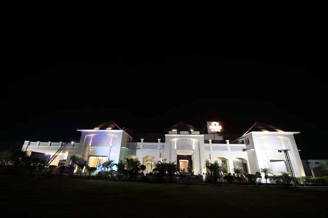 Hotel Exterior