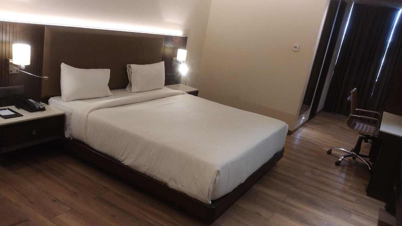 Grande Room