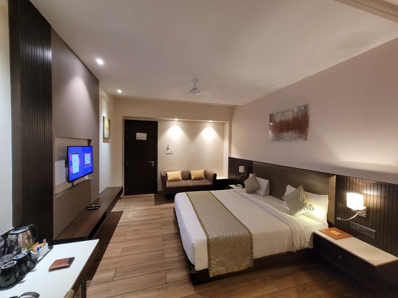 Grande Room