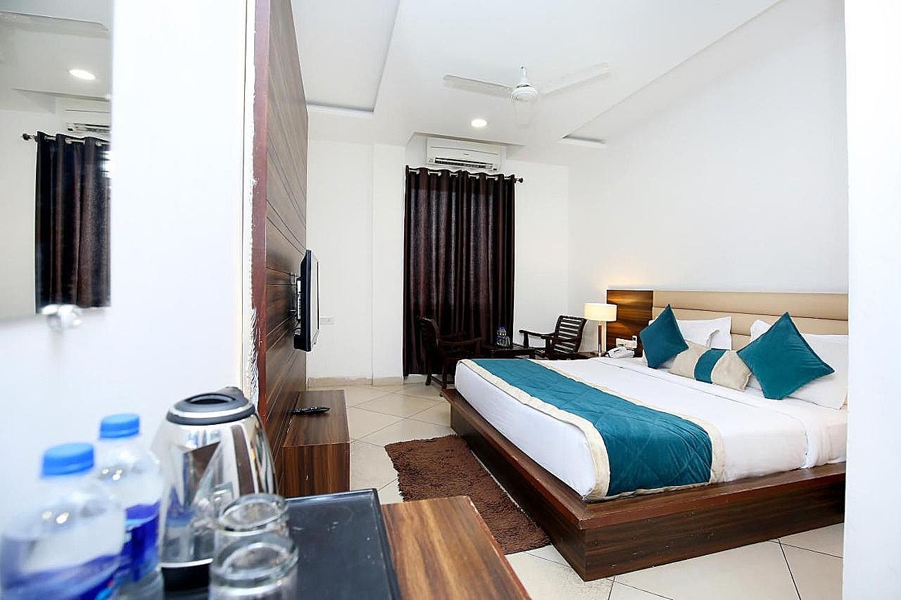 Hotel Kingsway Deluxe Room 6