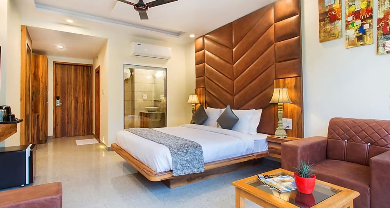 D Canal Inn - A Boutique Hotel Premium Mountain View Room with Free Wifi 3