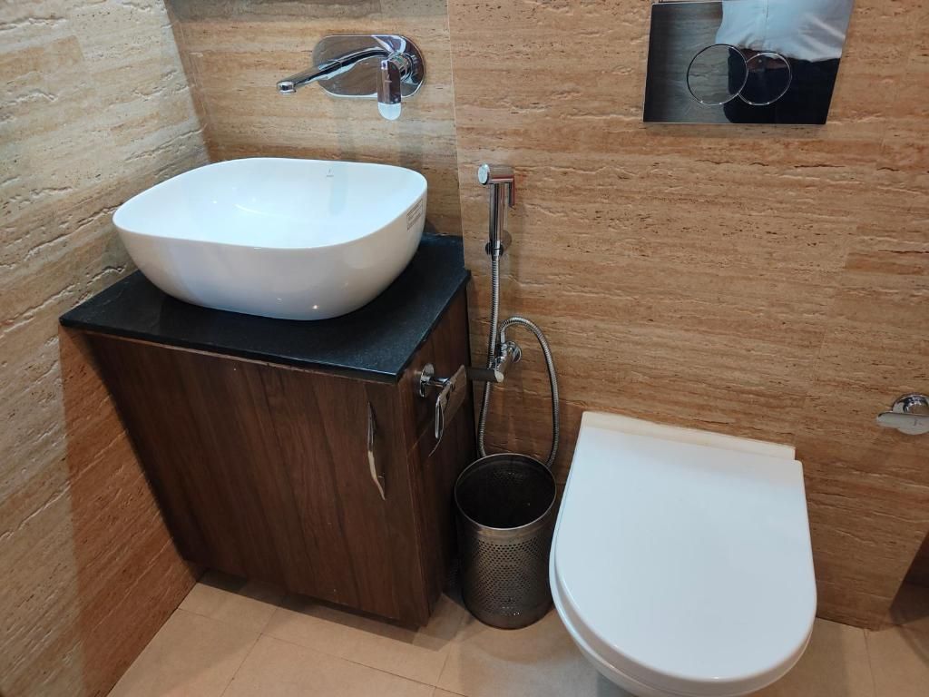 Hotel Guru Surbhi Deluxe Room 8